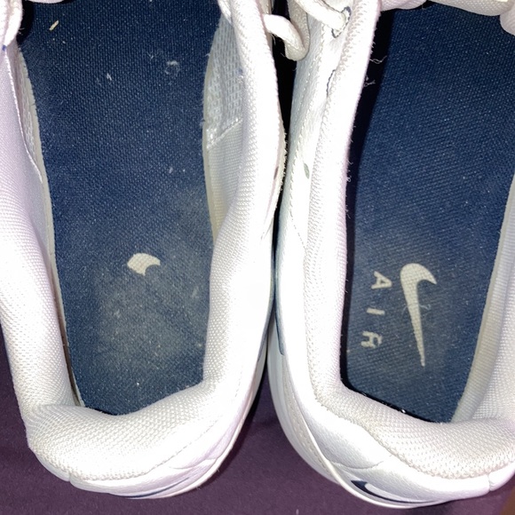 Nike Air Court Mo III shoes - Picture 6 of 8